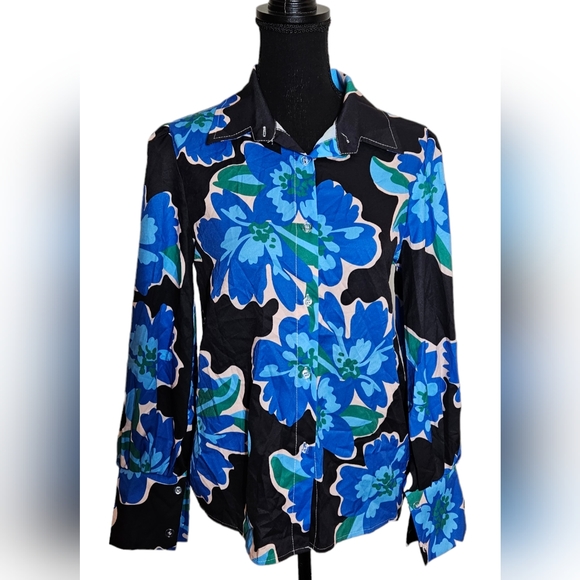 NWOT Women's Sexy Floral Print Button Front Shirt Size S - Picture 3 of 5